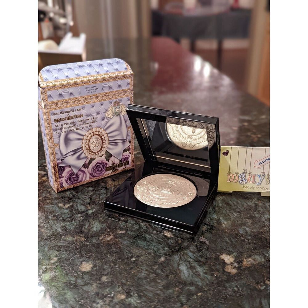 PAT MCGRATH x Bridgerton Skin Fetish: Sublime Skin Highlighter INCANDESCENT GOLD